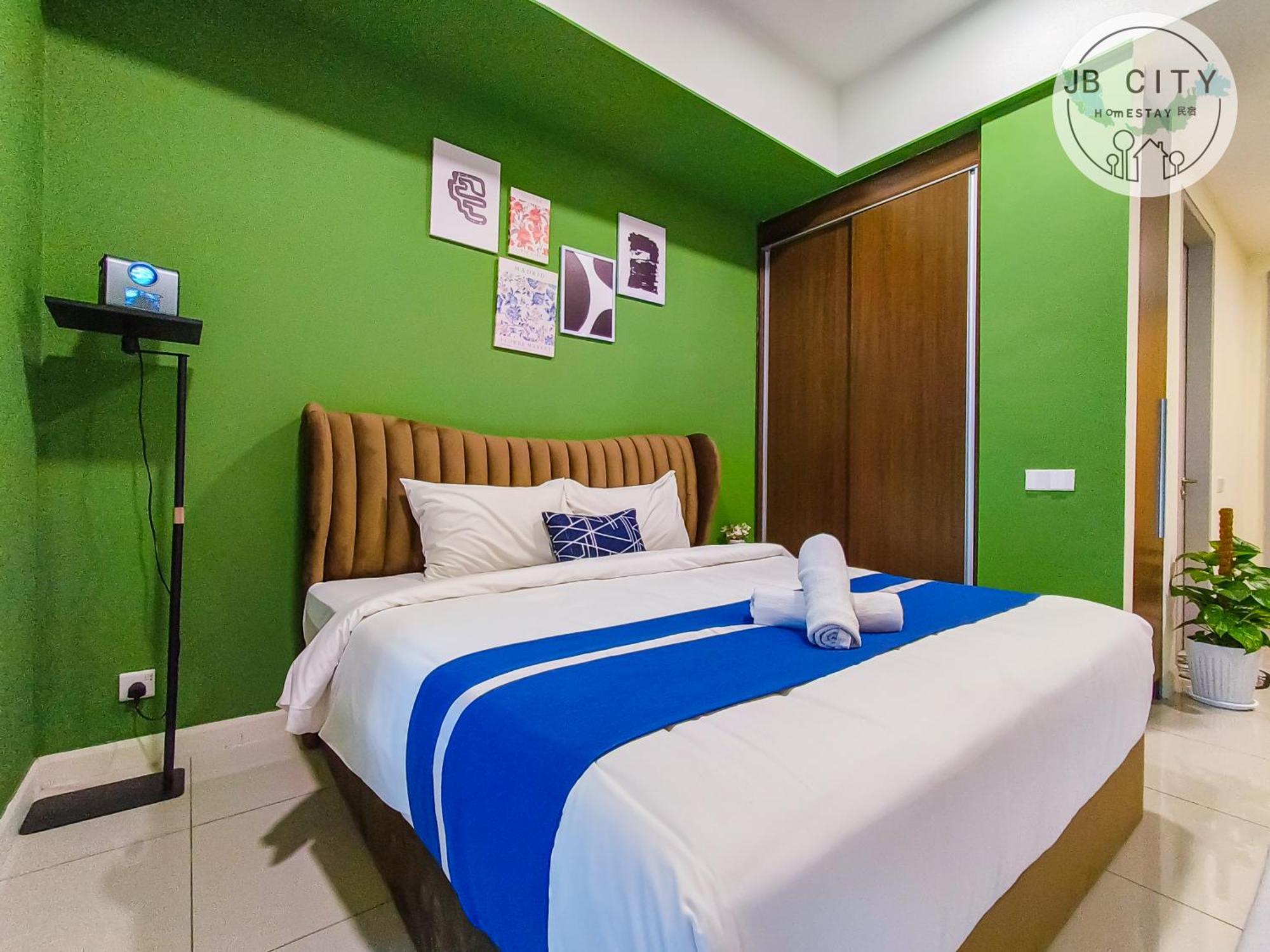 Grand Medini Suites By Rr Jbcity 누사자야 외부 사진