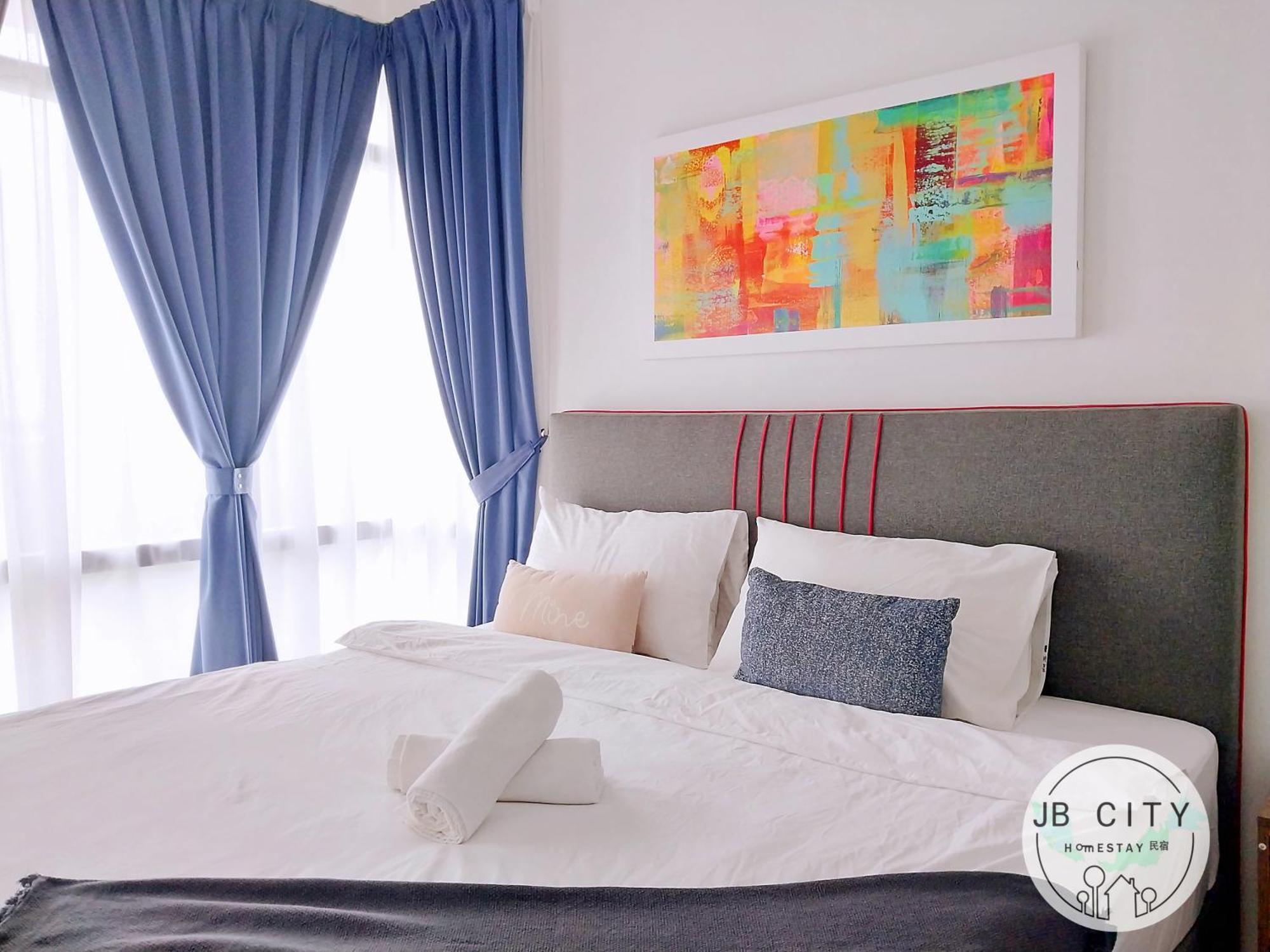 Grand Medini Suites By Rr Jbcity 누사자야 객실 사진