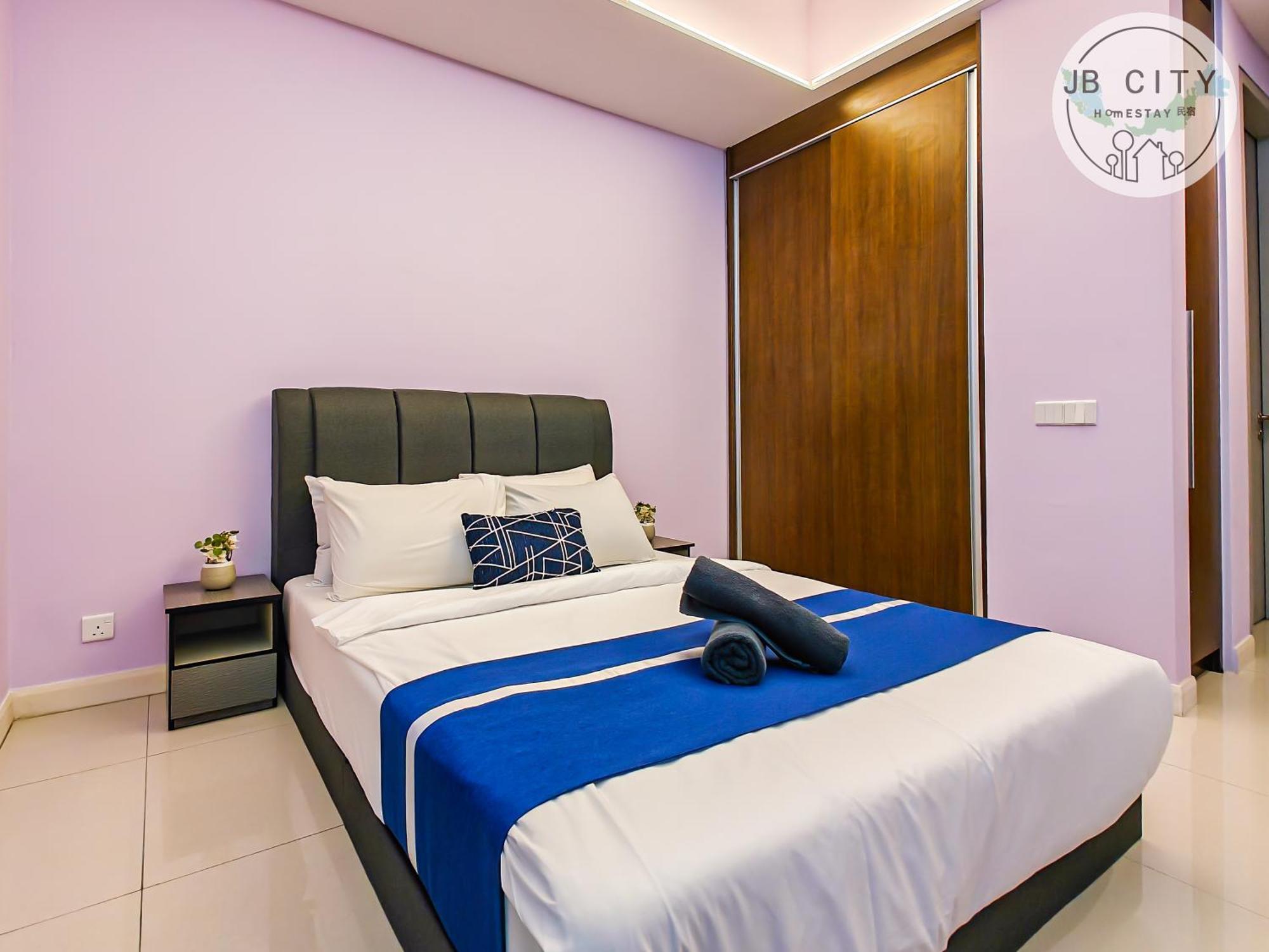Grand Medini Suites By Rr Jbcity 누사자야 외부 사진